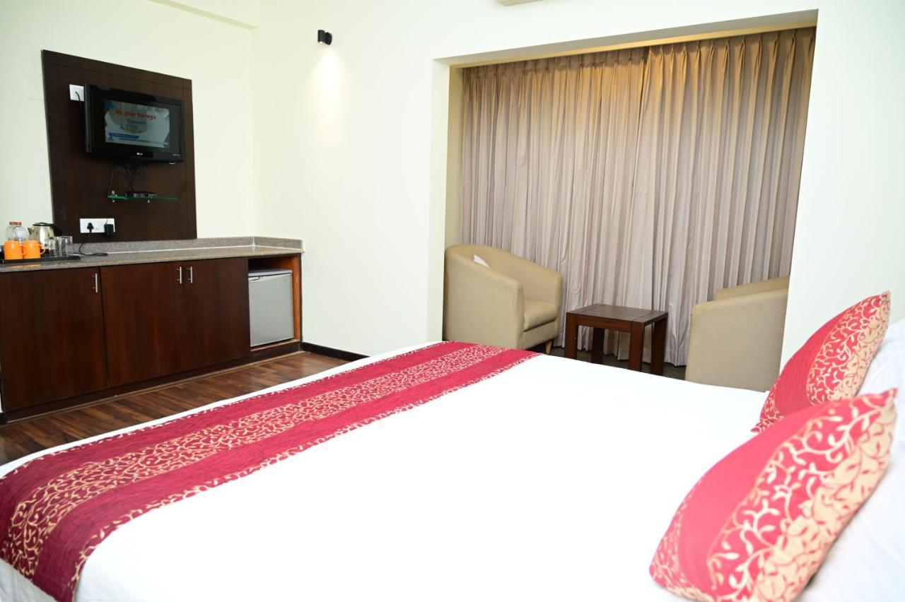 Hotel Sterling Keys By Tgi Bangalore Exterior foto
