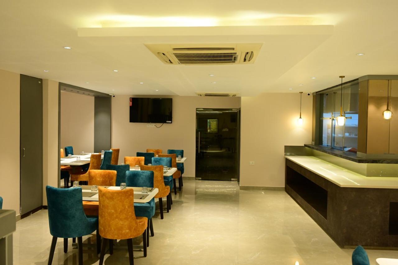 Hotel Sterling Keys By Tgi Bangalore Exterior foto