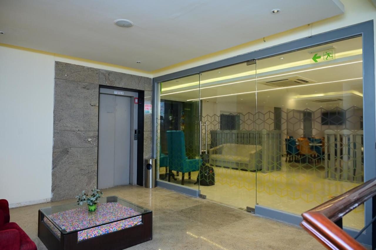 Hotel Sterling Keys By Tgi Bangalore Exterior foto