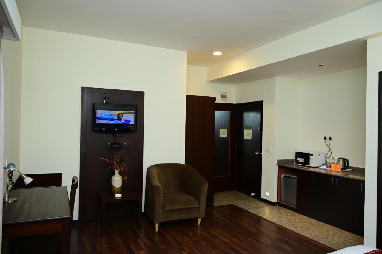 Hotel Sterling Keys By Tgi Bangalore Exterior foto