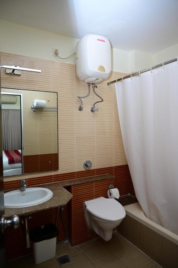 Hotel Sterling Keys By Tgi Bangalore Exterior foto