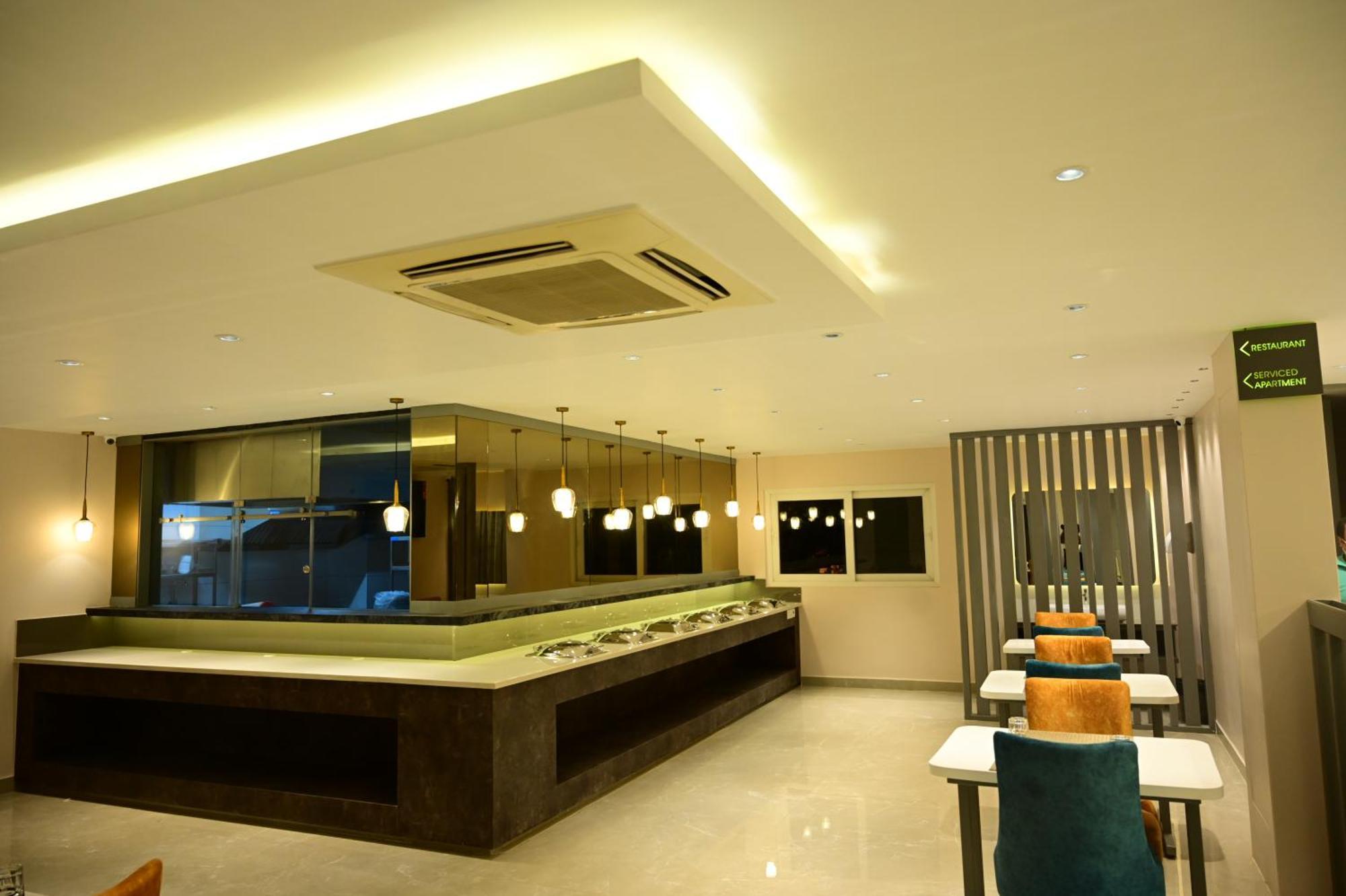Hotel Sterling Keys By Tgi Bangalore Exterior foto